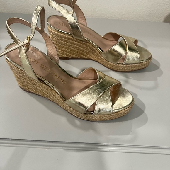 Beautiful Stuart Weitzman, Gold, metallic shoes, size 8 - Picture 2 of 6